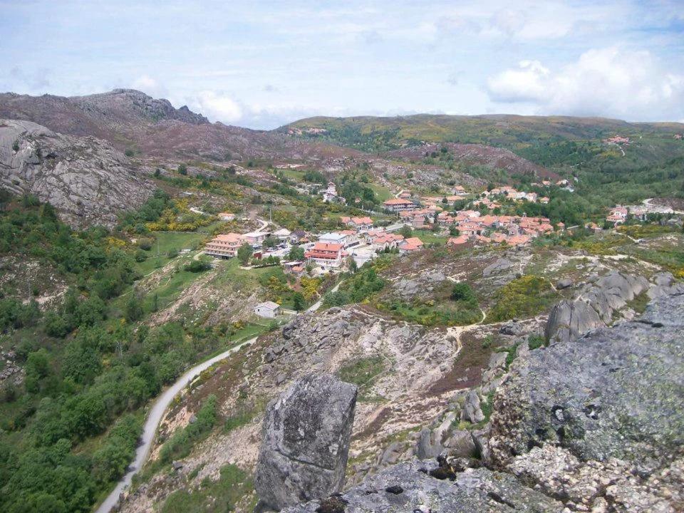 Villa Casas Da Assureira à Castro Laboreiro Extérieur photo